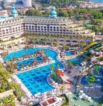 CRYSTAL SUNSET LUXURY RESORT and SPA