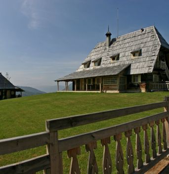 Екскурзия в СЪРБИЯ - В плен на планината Мокра Гора - екскурзия с автобус