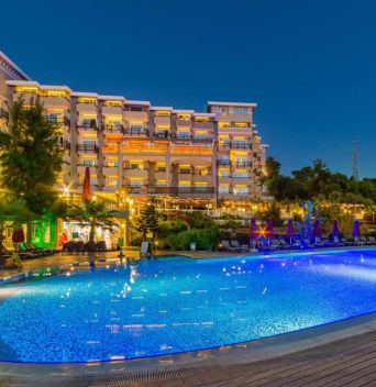 JUSTINIANO DELUXE RESORT