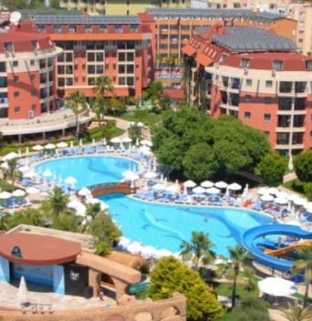 PALMERAS BEACH HOTEL