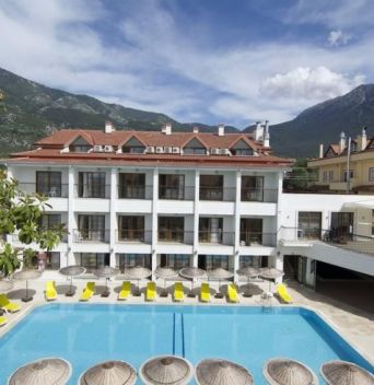 GOLDEN LIFE RESORT & SPA
