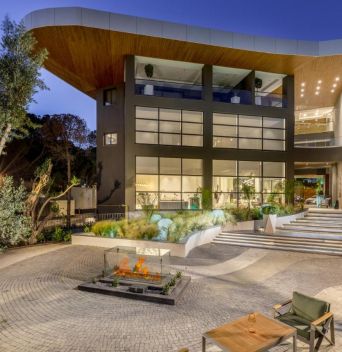 UNIQUE LIFE STYLE BOUTIQUE HOTEL