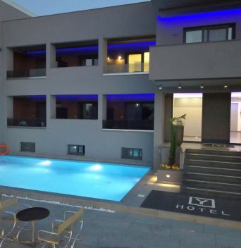 YAKINTHOS HOTEL