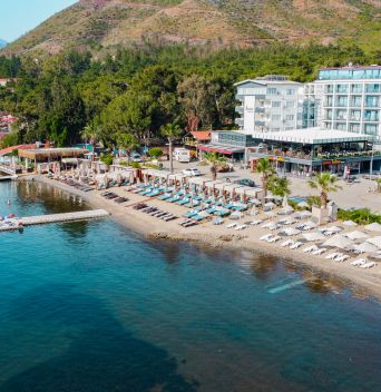 CLASS UNIQUE BEACH HOTEL