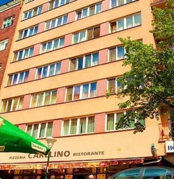 Hotel Charles Central