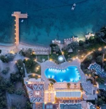 DOUBLETREE BY HILTON ISIL CLUB RESORT
