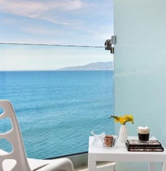 Vasia Boulevard (Adults Only +15)