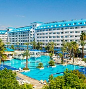 CRYSTAL ADMIRAL RESORT