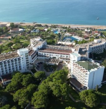 CRYSTAL TAT BEACH GOLF RESORT & SPA