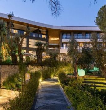UNIQUE LIFE STYLE HOTELS