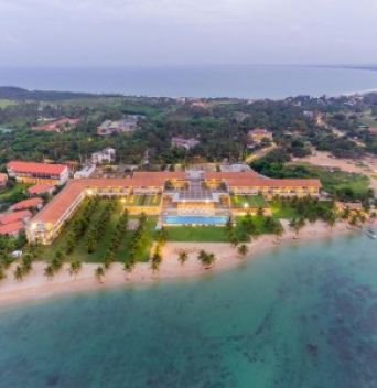 AMAYA BEACH-PASSIKUDAH