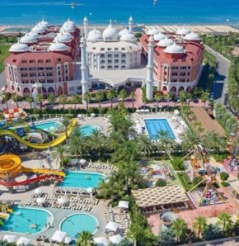 ROYAL DRAGON HOTEL