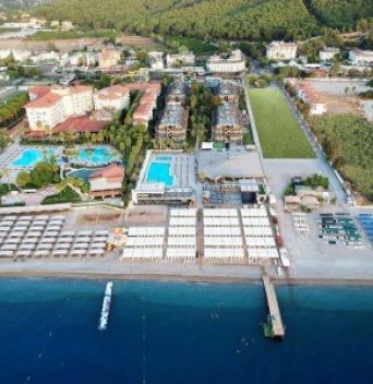 SAILORS BEACH CLUB