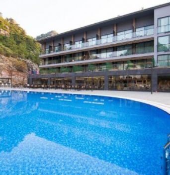 MIRAGE WORLD HOTEL