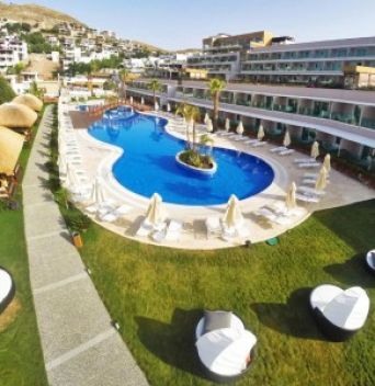 BELLAZURE HOTEL