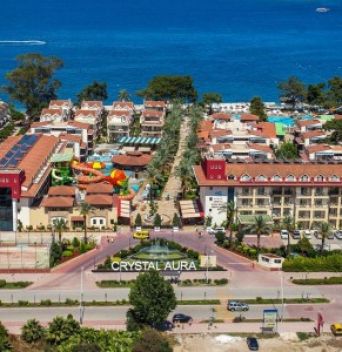 CRYSTAL AURA BEACH RESORT & SPA