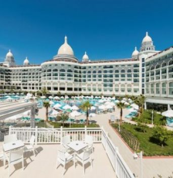 DIAMOND PREMIUM HOTEL