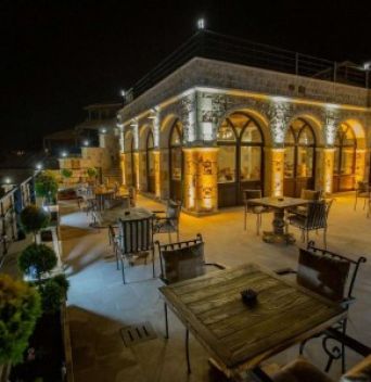 ACER CAVE HOTEL