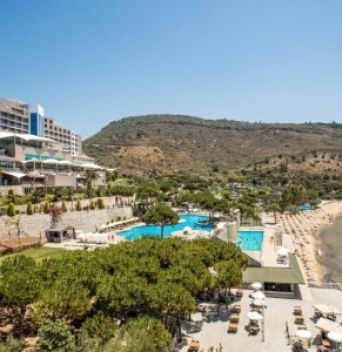 ARIA CLAROS BEACH & SPA RESORT