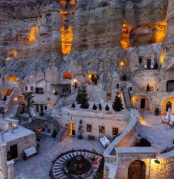 YUNAK EVLERI CAPPADOCIA CAVE HOTEL