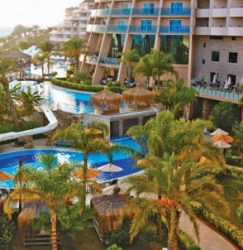 LONG BEACH RESORT & SPA