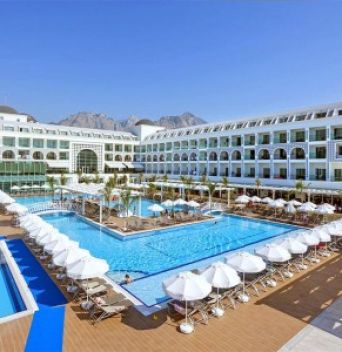 KARMIR RESORT & SPA