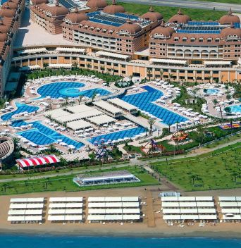 ROYAL ALHAMBRA PALACE HOTEL