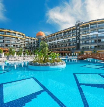 ARNOR DELUXE HOTEL & SPA