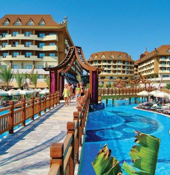 ROYAL DRAGON HOTEL